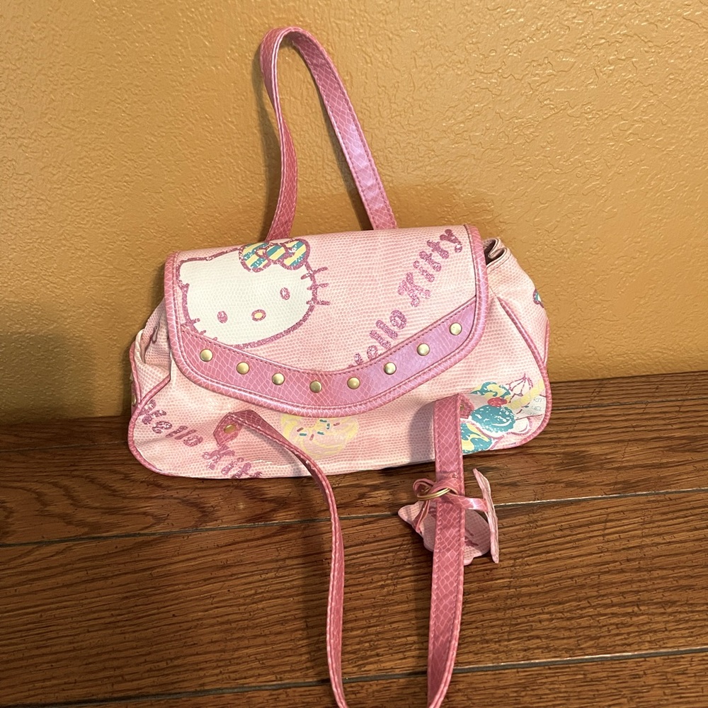 Leather Hello Kitty Handbag/Purse Circa 2003